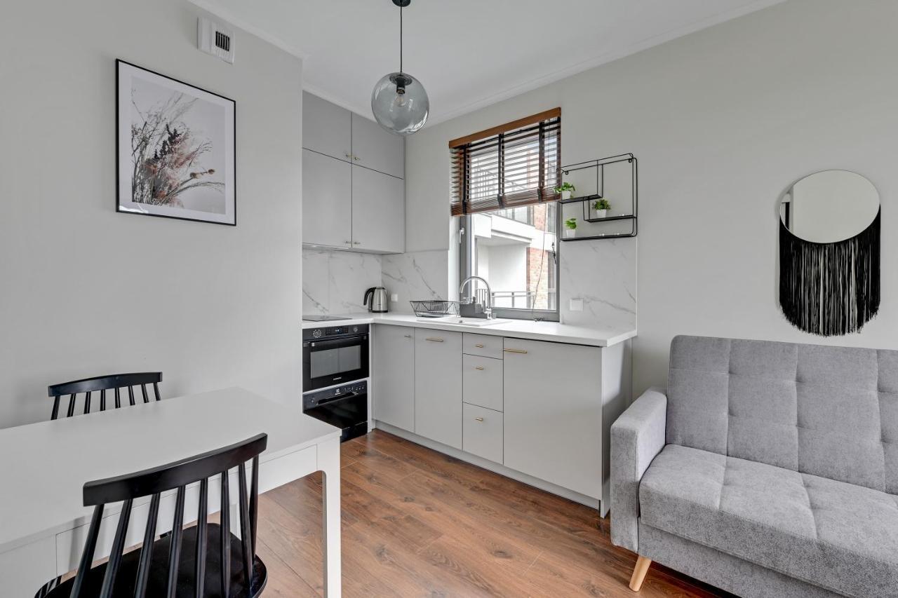 Garden Gate Apartments Old Town Parking 그단스크 외부 사진