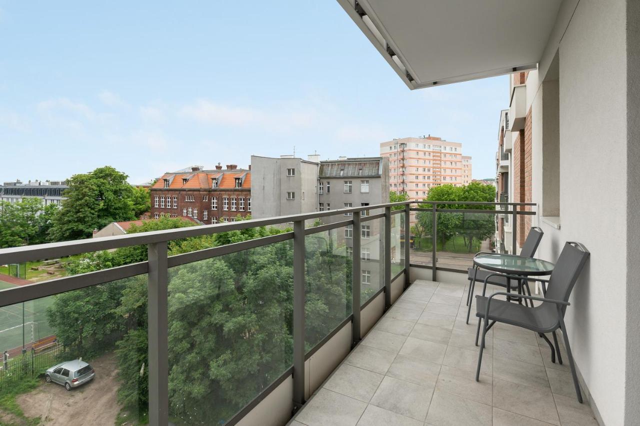 Garden Gate Apartments Old Town Parking 그단스크 외부 사진